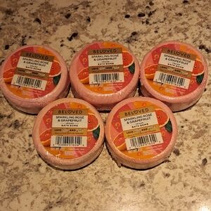 NWT! 5 PC Beloved Sparkling Rose & Grapefruit Shimmer Bath Bombs